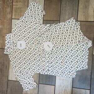 PRINCESS POLY LINEN SET NWT